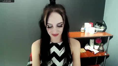 Ivy online show from 12/19/24, 11:14