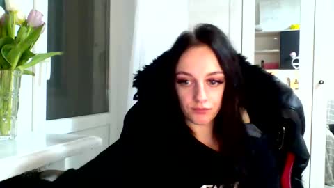 Ivy online show from 03/12/25, 08:20