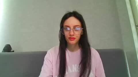 Ivy online show from 03/31/26, 02:06