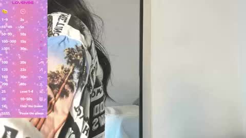 Snapshot of blackywhiite chatting on 11/04/25, 12:15 GRACE online show from 11/04/25, 12:15