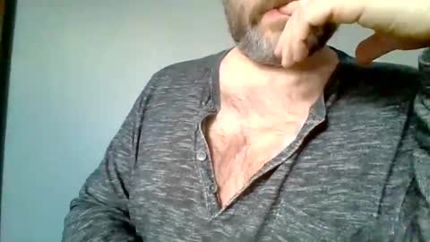 Snapshot of blah_pgh chatting on 02/25/26, 05:33 Blah online show from 02/25/26, 05:33