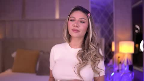 Snapshot of blairsanders chatting on 12/17/25, 07:09 BlairSanders online show from 12/17/25, 07:09