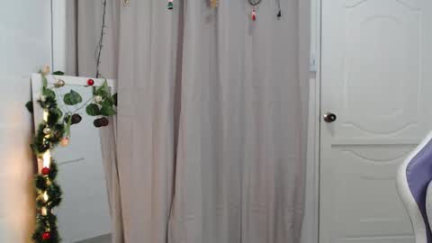   online show from 12/03/25, 01:53