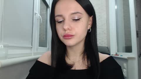 Snapshot of blairyates chatting on 10/31/25, 10:22 BlairYates online show from 10/31/25, 10:22