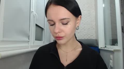 Snapshot of blairyates chatting on 11/13/25, 10:41 BlairYates online show from 11/13/25, 10:41