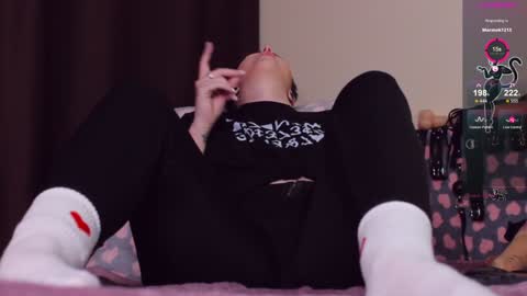 Snapshot of blake_luna chatting on 12/18/24, 05:10 Britney online show from 12/18/24, 05:10