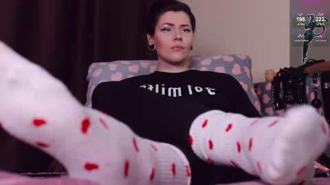 Snapshot of blake_luna chatting on 01/09/25, 04:17 Britney online show from 01/09/25, 04:17