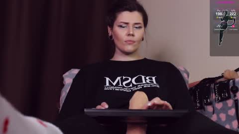 Snapshot of blake_luna chatting on 02/02/25, 10:17 Britney online show from 02/02/25, 10:17