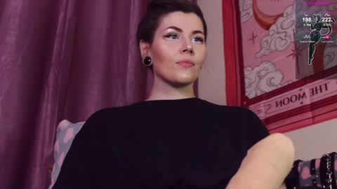 Snapshot of blake_luna chatting on 02/23/25, 03:51 Britney online show from 02/23/25, 03:51