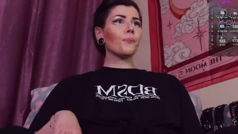 Snapshot of blake_luna chatting on 03/09/25, 07:15 Britney online show from 03/09/25, 07:15