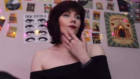 Britney online show from 04/02/26, 01:53