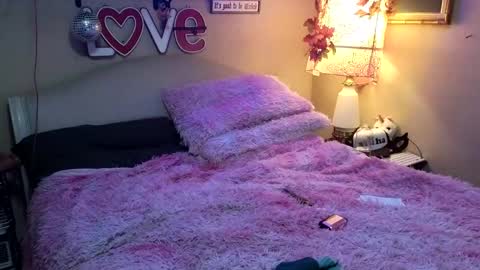 Snapshot of blakelytgirl chatting on 02/05/25, 07:07 Blakely Morningstar online show from 02/05/25, 07:07