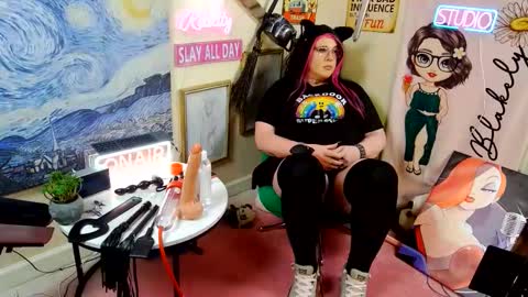 Blakely Morningstar   online show from 04/18/26, 05:44