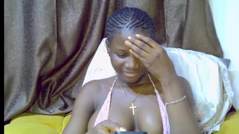 Snapshot of blaq_melanin chatting on 11/11/25, 09:04 nikky00 online show from 11/11/25, 09:04