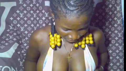 Snapshot of blaq_melanin chatting on 12/03/25, 08:12 nikky00 online show from 12/03/25, 08:12