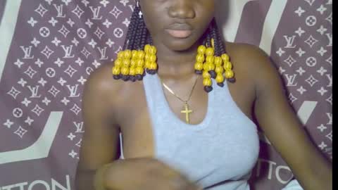 Snapshot of blaq_melanin chatting on 12/04/25, 08:12 nikky00 online show from 12/04/25, 08:12