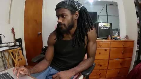 BlaqJay online show from 12/05/25, 02:20