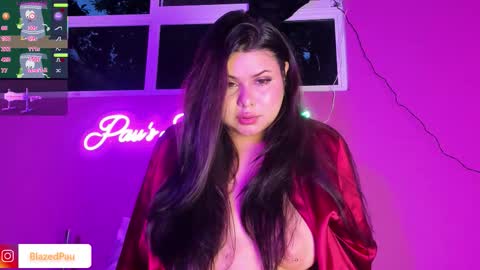 Pau online show from 12/16/25, 10:48