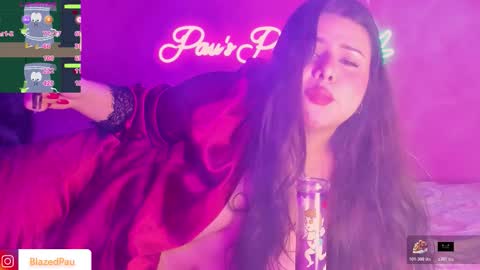 Pau online show from 01/17/26, 02:16