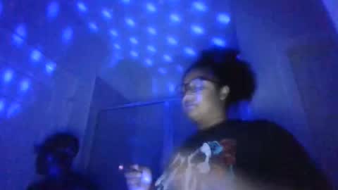 BLESSICA  EDDIE LOVE online show from 04/11/26, 05:12