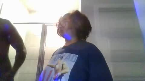 BLESSICA  EDDIE LOVE online show from 04/17/26, 04:04