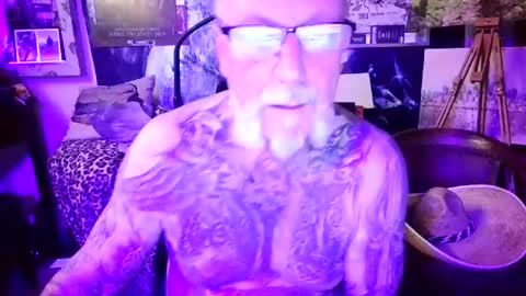 blindsurfer780299 online show from 07/11/26, 08:00