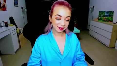 Nicole online show from 12/21/24, 02:19