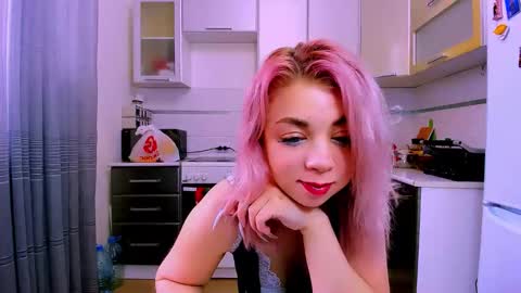 Nicole online show from 01/25/25, 09:04