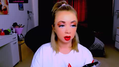 Nicole online show from 09/09/25, 07:30