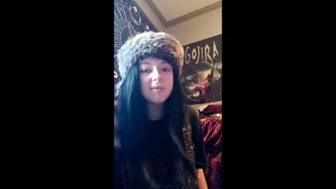 blitzbunny03 online show from 12/03/25, 07:56