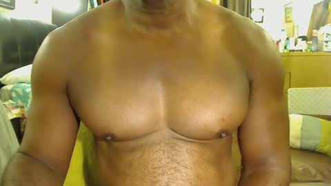 Snapshot of blkbiguncut10462 chatting on 10/06/25, 03:04 blkbiguncut10462 online show from 10/06/25, 03:04