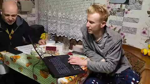blond_boy69 online show from 04/15/26, 06:59