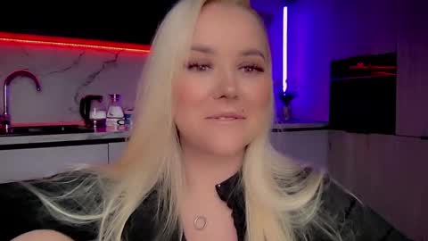 Lana online show from 02/20/25, 06:24