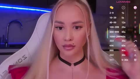 Lana online show from 02/11/26, 03:55