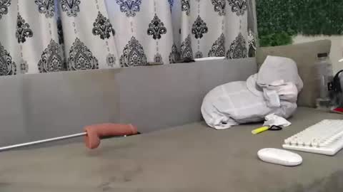 blonddaiana23 online show from 04/09/26, 06:19