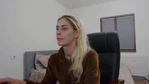 blonde4pasion online show from 12/06/24, 07:45