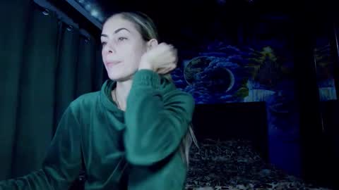 blonde4pasion online show from 10/22/25, 07:02