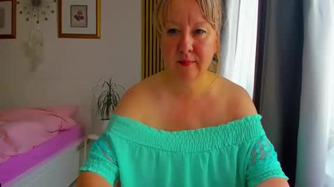 Nicole online show from 05/18/26, 03:35