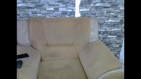 Snapshot of blonde_creamy chatting on 03/17/26, 05:33 blonde_creamy online show from 03/17/26, 05:33