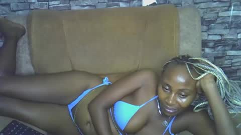 Snapshot of blonde_creamy chatting on 03/20/26, 10:47 blonde_creamy online show from 03/20/26, 10:47