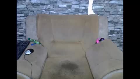 Snapshot of blonde_creamy chatting on 04/14/26, 01:06 blonde_creamy online show from 04/14/26, 01:06