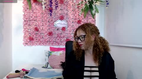 Snapshot of blonde_squirt_ chatting on 01/31/25, 03:52 blonde_squirt_ online show from 01/31/25, 03:52