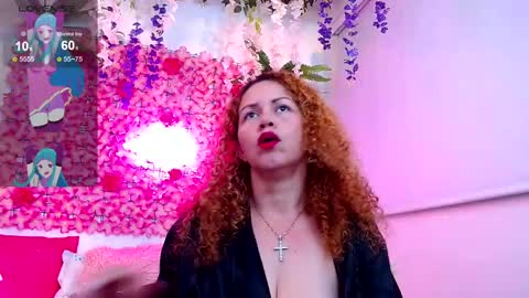 Snapshot of blonde_squirt_ chatting on 03/08/25, 07:05 blonde_squirt_ online show from 03/08/25, 07:05