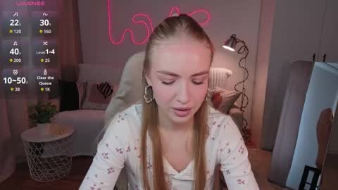 Nessa online show from 03/22/26, 09:56