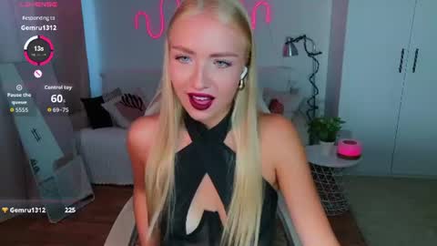 Nessa online show from 07/12/26, 11:56