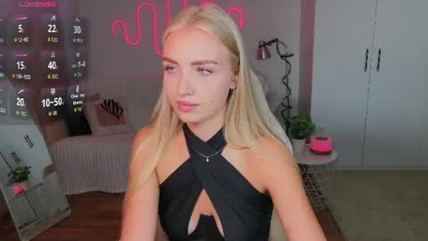 Nessa online show from 07/17/26, 11:06