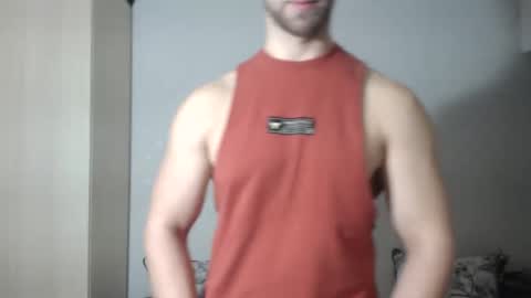 Snapshot of blondeagle chatting on 01/09/25, 05:11 Mr Blond online show from 01/09/25, 05:11