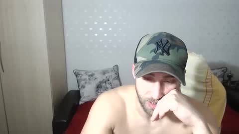 Snapshot of blondeagle chatting on 01/15/25, 07:44 Mr Blond online show from 01/15/25, 07:44