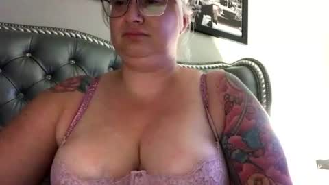 Blondecupcake90 online show from 07/17/26, 06:53