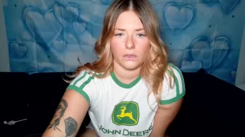 Tee online show from 04/14/26, 05:02